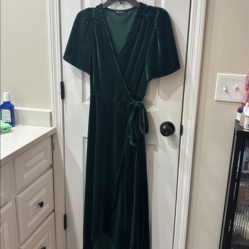 Elegant Green maxi Velvet Dress